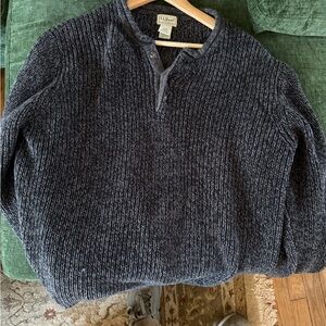 L.L. Bean Men’s Navy Heather Crewneck Henley Sweater